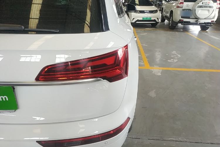 Used Audi Q5L 2021 40 TFSI Luxury Dynamic Edition Right Rear Taillight