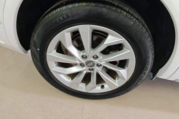 Used Audi Q5L 2021 40 TFSI Luxury Dynamic Edition Right Rear Wheel Hub