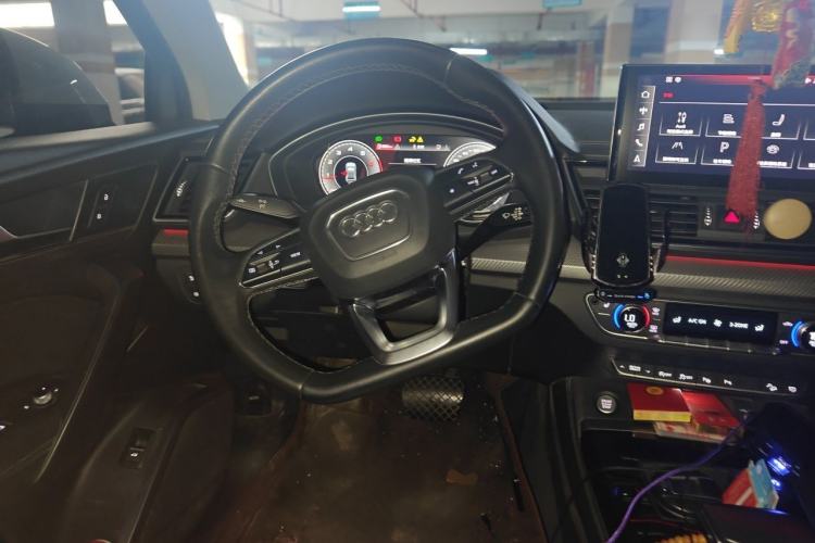 Used Audi Q5L 2021 40 TFSI Luxury Dynamic Edition Steering Wheel