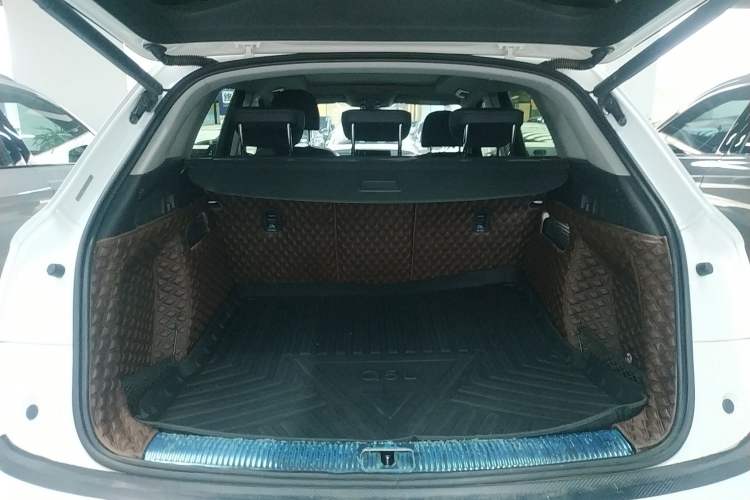 Used Audi Q5L 2021 45 TFSI Luxury Dynamic Edition Trunk