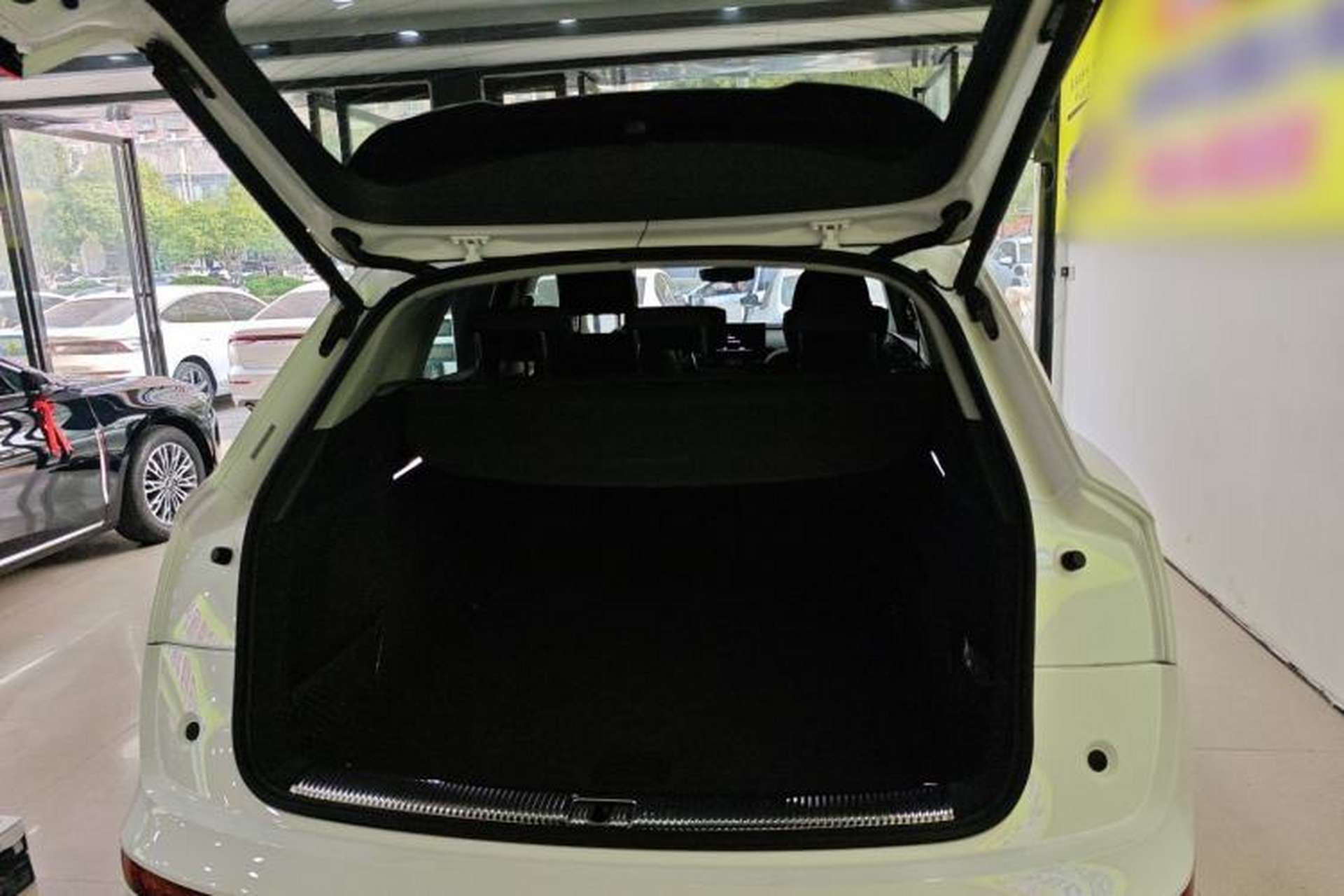 Used Audi Q5L 2021 40 TFSI Luxury Dynamic Edition Trunk