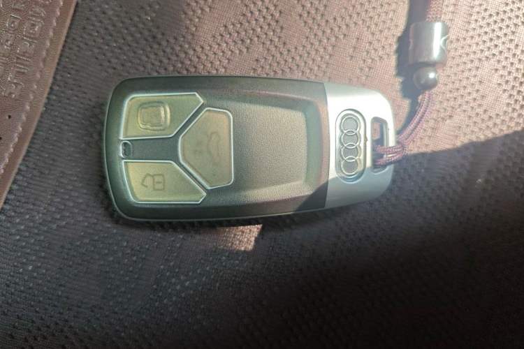 Used Audi Q5L 2021 45 TFSI Luxury Dynamic Edition Vehicle Key