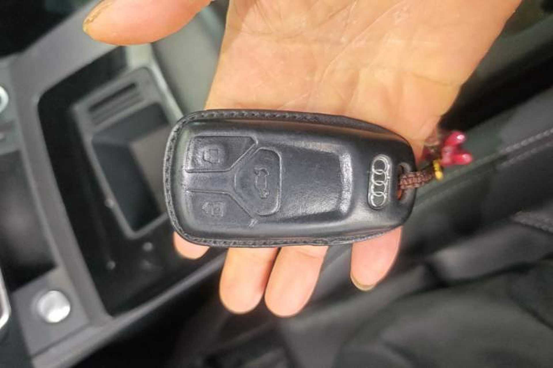 Used Audi Q5L 2021 40 TFSI Fashion Dynamic Model Vehicle Key