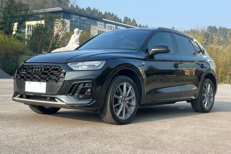 Used Audi Q5L 2022 Updated 45T Luxury Dynamic Version Guazi used car, China used car export, Used car for sale, Used  cars, Cheapest cars for sale