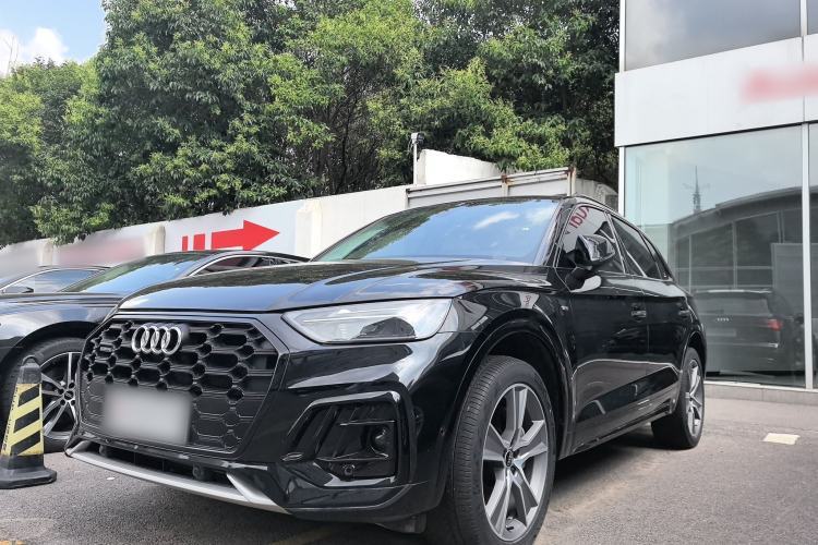 Used Audi Q5L 2022 Updated 45T Luxury Dynamic Version Guazi used car, China used car export, Used car for sale, Used  cars, Cheapest cars for sale