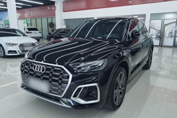 Ojetý Audi Q5L 2022 45T Luxury Dynamic Model Guazi used car, China used car export, Used car for sale, Used cars, Cheapest cars for sale