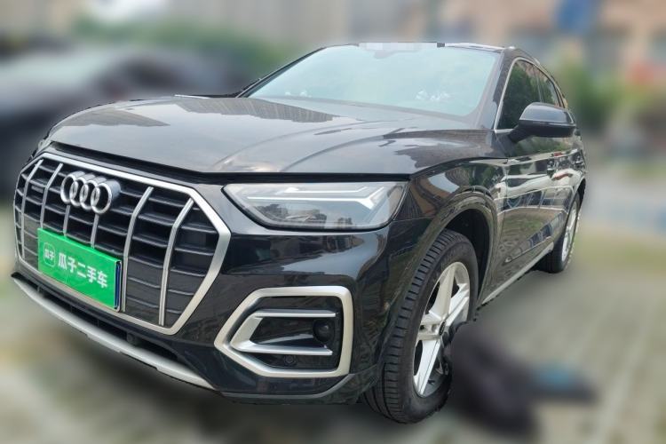 Used Audi Q5L 2022 40T Fashionable and Elegant Model Guazi used car, China used car export, Used car for sale, Used Audi cars, Cheapest cars for sale