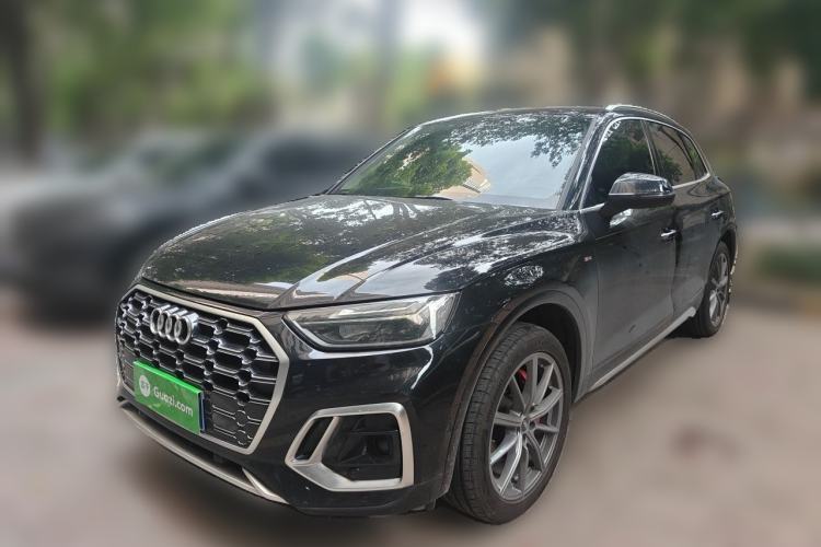 Used Audi Q5L 2022 40T Luxury Dynamic Model Guazi used car, China used car export, Used car for sale, Used cars, Cheapest cars for sale