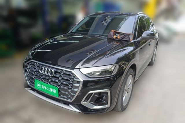 Audi Q5L 2022 40T Luxury Dynamic Model с пробегом