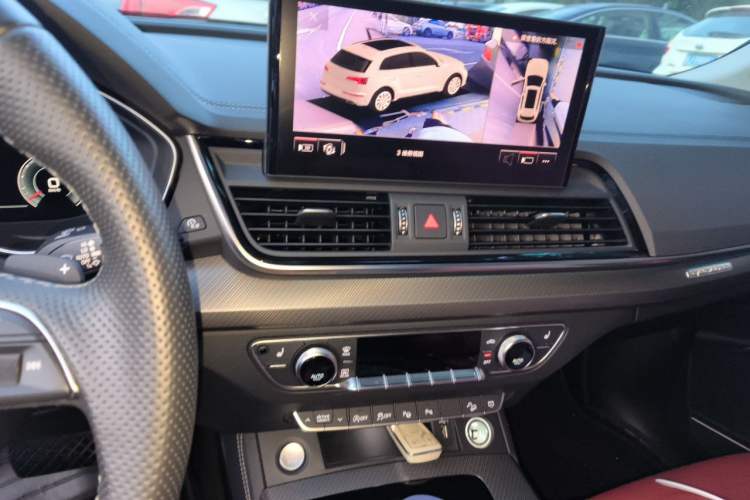 Used Audi Q5L 2022 Updated 45T Luxury Dynamic Version Audio And AC Panel