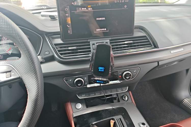 Used Audi Q5L 2022 Updated 45T Luxury Dynamic Version Audio And AC Panel