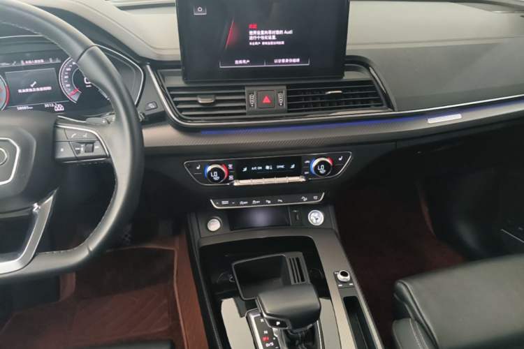 Used Audi Q5L 2022 45T Luxury Dynamic Model Audio And AC Panel