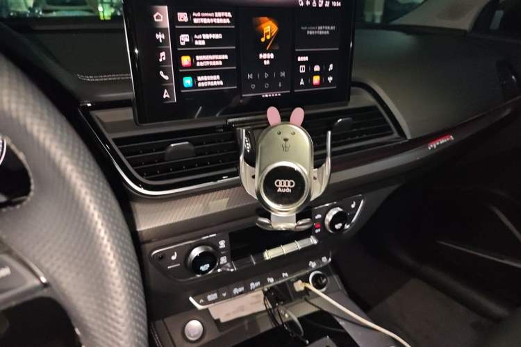 Used Audi Q5L 2022 Updated 45T Prestige Dynamic Edition Audio And AC Panel