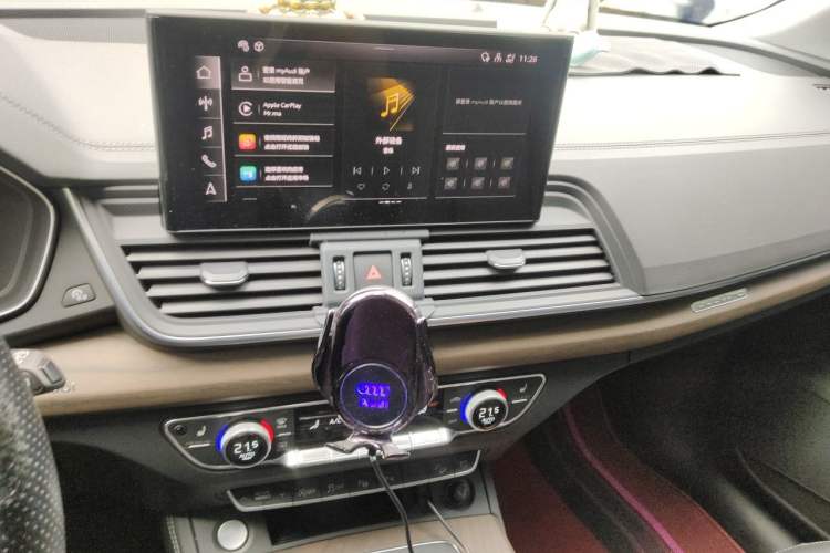 Used Audi Q5L 2022 40T Luxury Elegant Model Audio And AC Panel