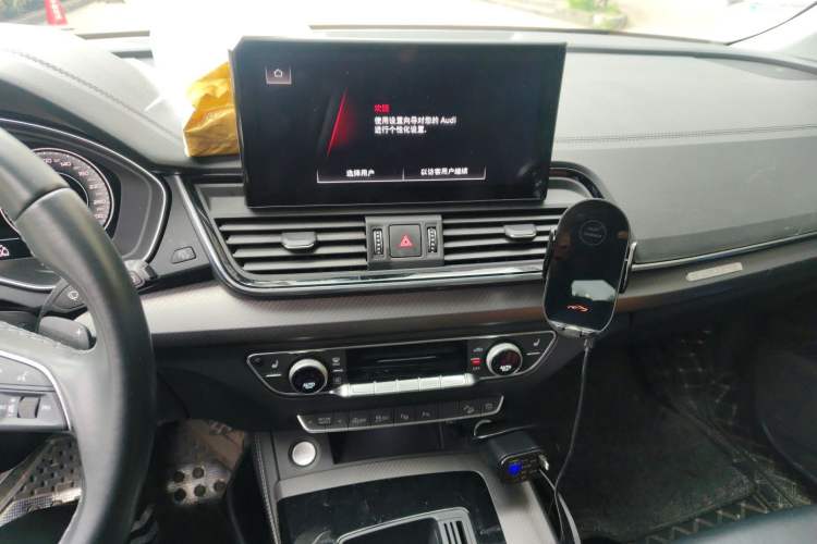 Used Audi Q5L 2022 40T Luxury Dynamic Model Audio And AC Panel