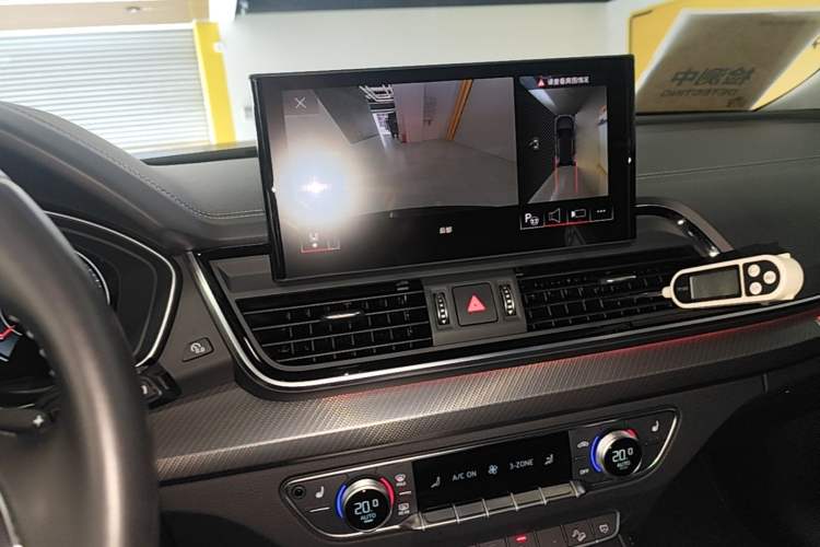 Used Audi Q5L 2022 Updated 40T Luxury Dynamic Edition Audio And AC Panel