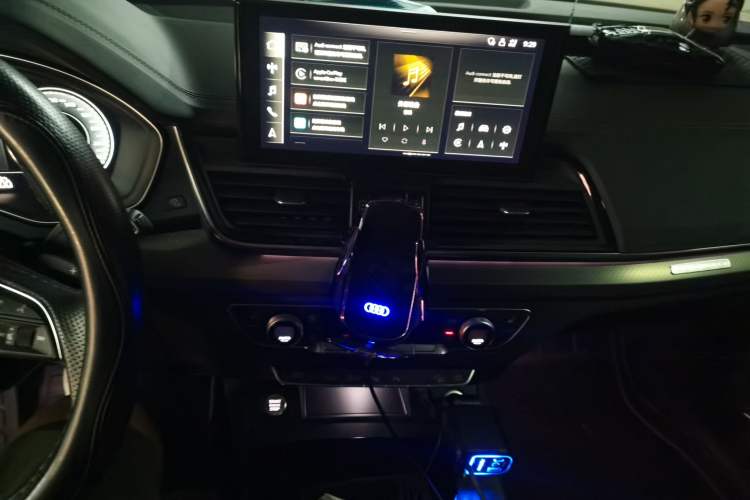 Used Audi Q5L 2022 45T Luxury Dynamic Model Audio And AC Panel