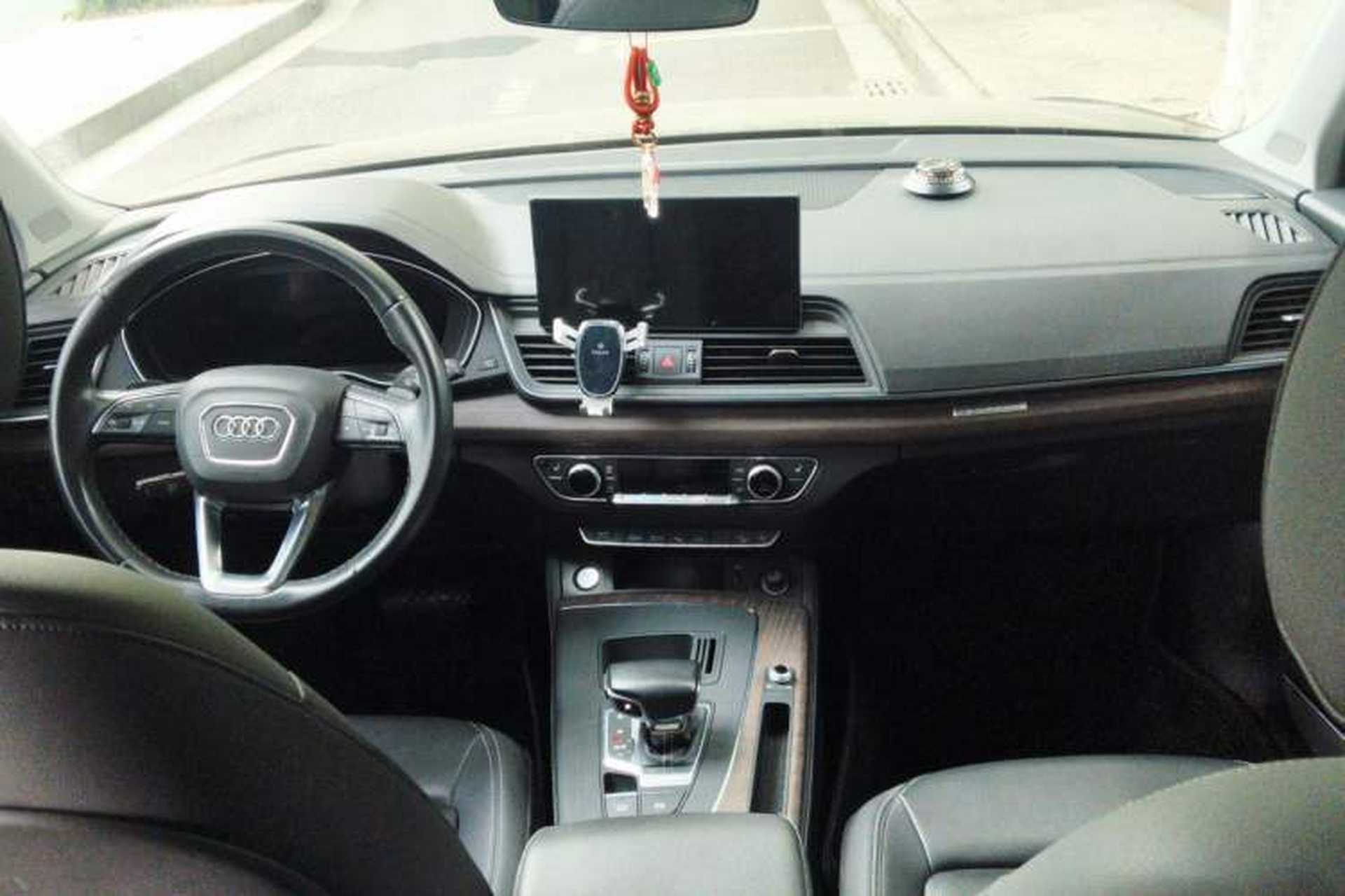Used Audi Q5L 2022 45T Luxury Elegant Model Center Console