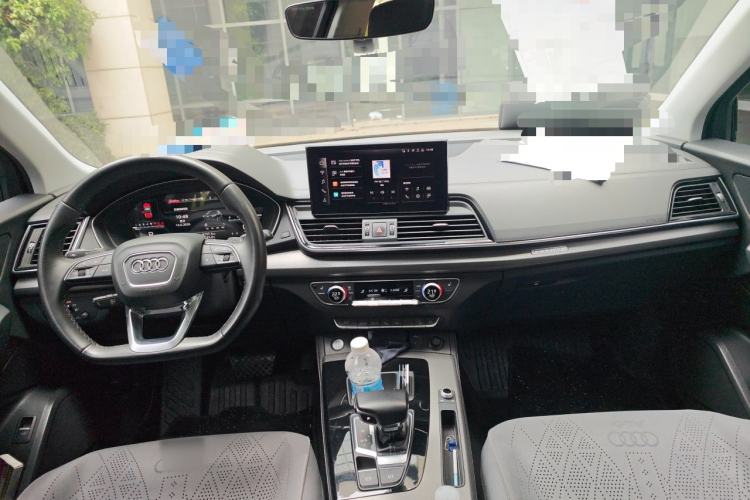Used Audi Q5L 2022 Updated 40T Luxury Dynamic Edition Center Console