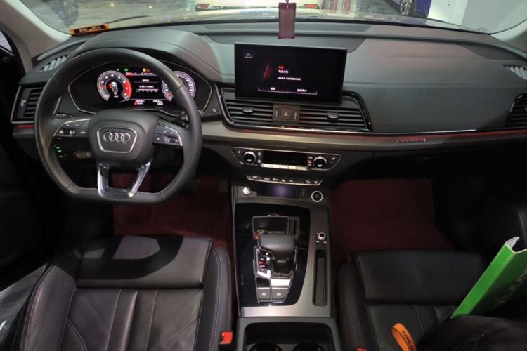 Used Audi Q5L 2022 40T Luxury Dynamic Model Center Console