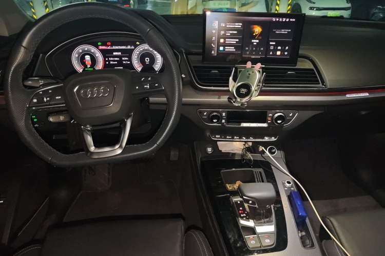 Used Audi Q5L 2022 Updated 45T Prestige Dynamic Edition Center Console