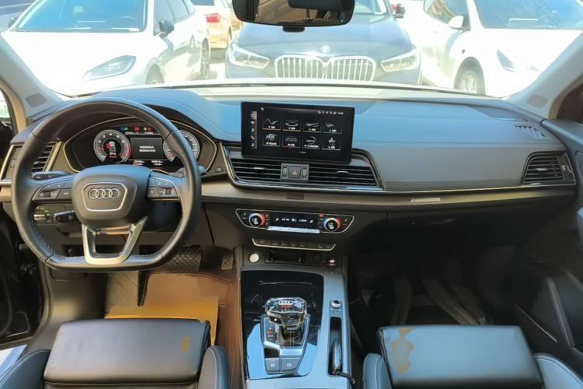 Used Audi Q5L 2022 Updated 45T Luxury Dynamic Version Center Console