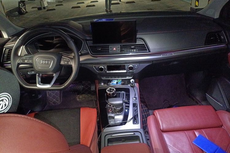 Used Audi Q5L 2022 Updated 45T Luxury Dynamic Version Center Console