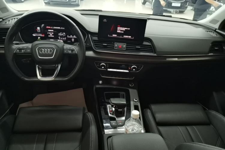 Used Audi Q5L 2022 Updated 45T Luxury Dynamic Version Center Console