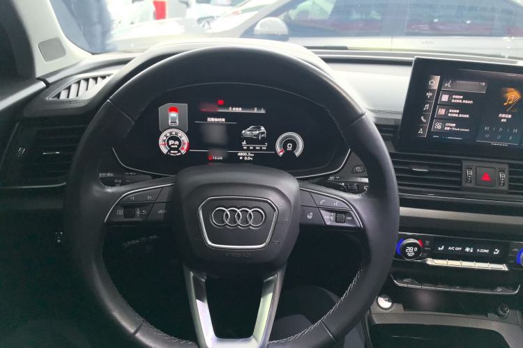 Used Audi Q5L 2022 Updated 45T Luxury Dynamic Version Center Console