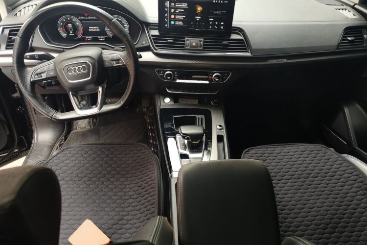 Used Audi Q5L 2022 45T Luxury Dynamic Model Center Console