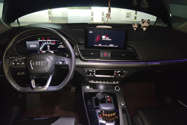 Used Audi Q5L 2022 Updated 45T Luxury Dynamic Version Center Console