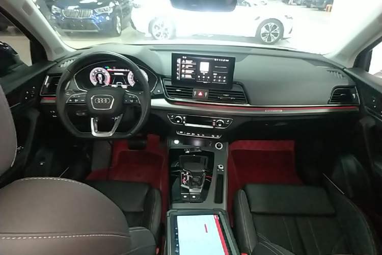 Used Audi Q5L 2022 Updated 45T Luxury Dynamic Version Center Console