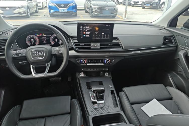 Used Audi Q5L 2022 40T Luxury Dynamic Model Center Console