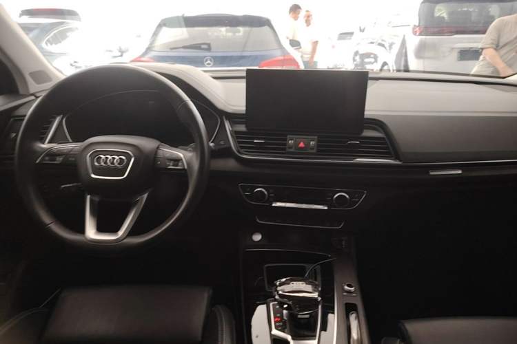 Used Audi Q5L 2022 45T Prestige Dynamic Edition Center Console