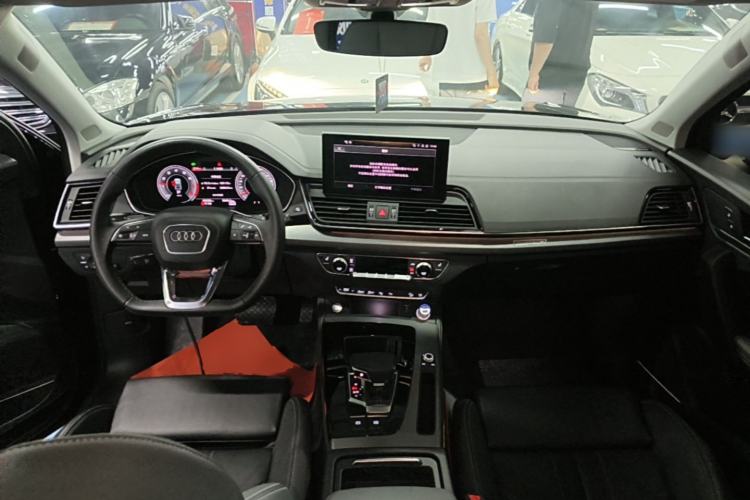 Used Audi Q5L 2022 45T Luxury Dynamic Model Center Console