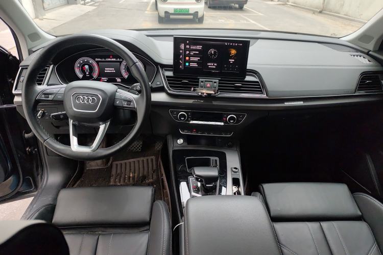 Used Audi Q5L 2022 Updated 40T Luxury Dynamic Edition Center Console