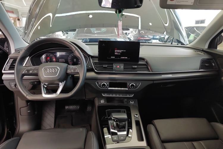 Used Audi Q5L 2022 Updated 40T Luxury Dynamic Edition Center Console