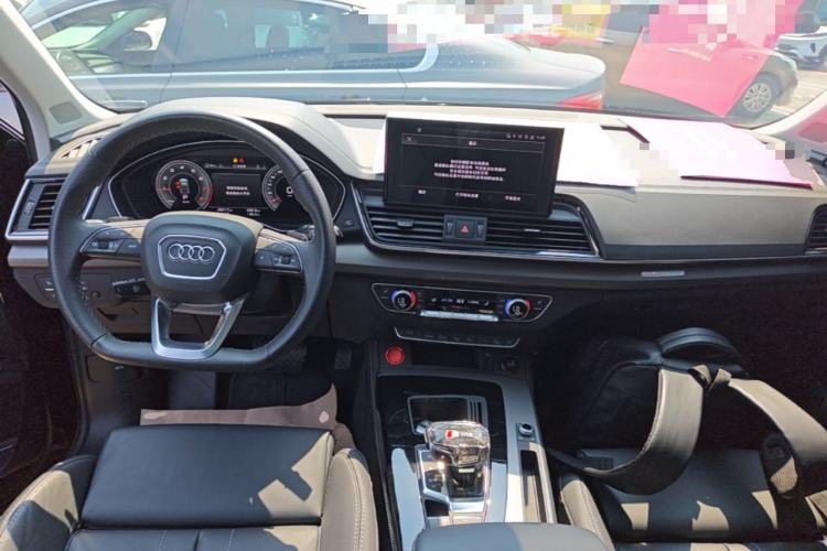 Used Audi Q5L 2022 Updated 45T Luxury Dynamic Version Center Console