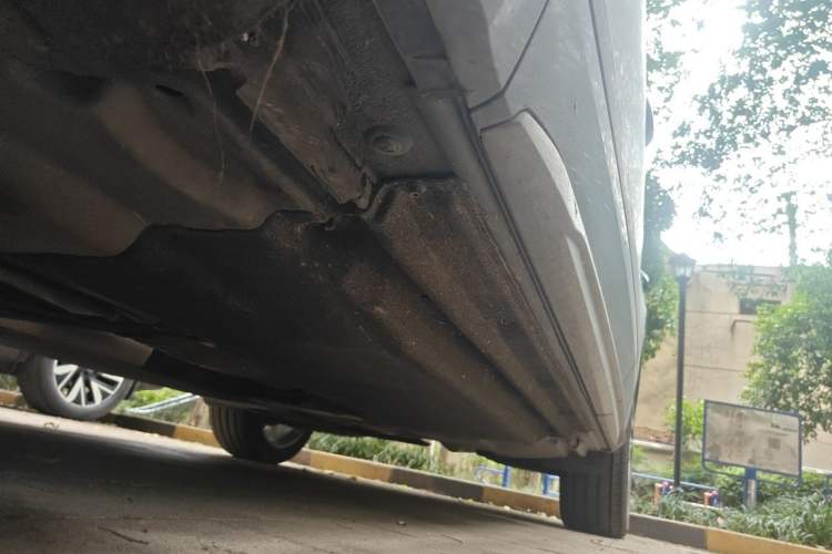 Used Audi Q5L 2022 40T Luxury Dynamic Model Chassis Front Left