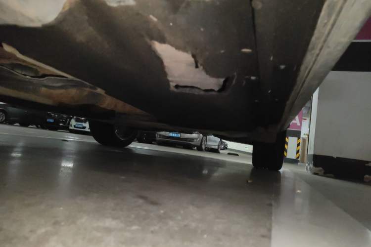 Used Audi Q5L 2022 45T Luxury Elegant Model Chassis Front Left