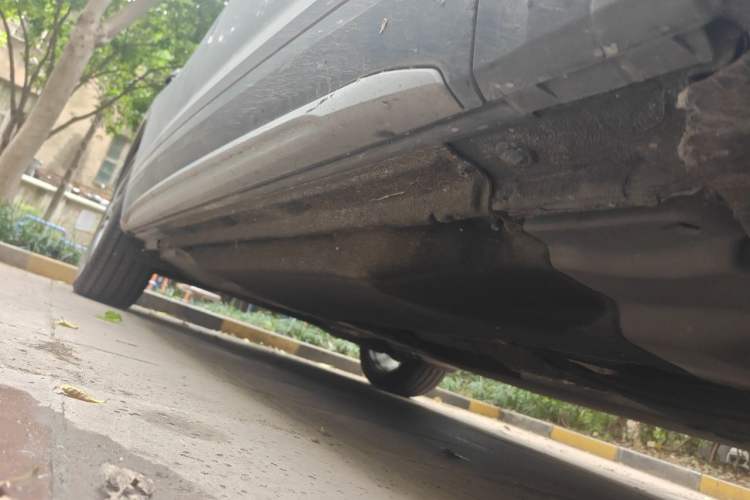 Used Audi Q5L 2022 40T Luxury Dynamic Model Chassis Front Right