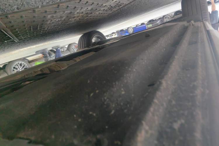 Used Audi Q5L 2022 40T Luxury Dynamic Model Chassis Front Right