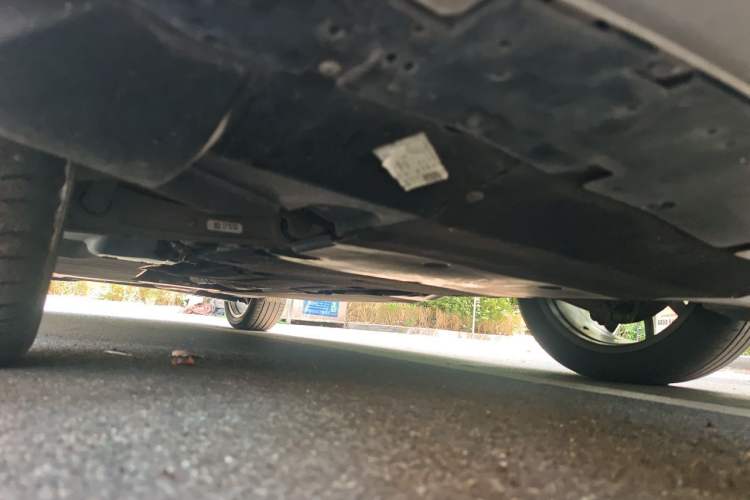 Used Audi Q5L 2022 40T Luxury Dynamic Model Chassis Front Right