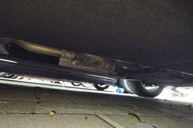 Used Audi Q5L 2022 40T Luxury Dynamic Model Chassis Front Right