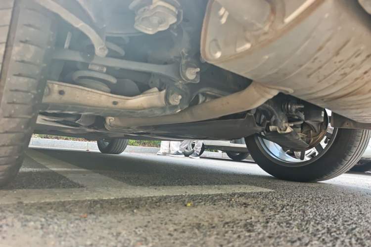 Used Audi Q5L 2022 40T Luxury Dynamic Model Chassis Rear Left