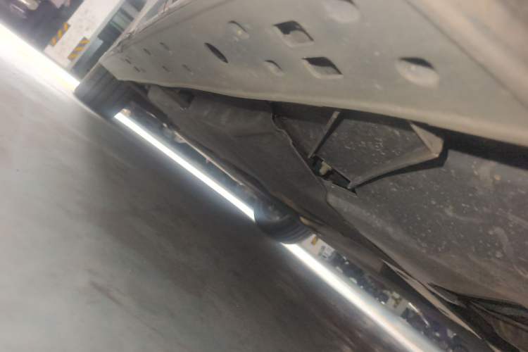 Used Audi Q5L 2022 40T Luxury Dynamic Model Chassis Rear Left