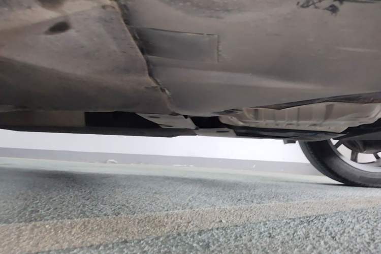 Used Audi Q5L 2022 40T Fashionable and Dynamic Model Chassis Rear Left