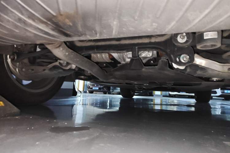 Used Audi Q5L 2022 40T Luxury Dynamic Model Chassis Rear