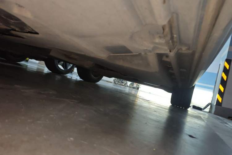 Used Audi Q5L 2022 40T Luxury Dynamic Model Chassis Rear Right