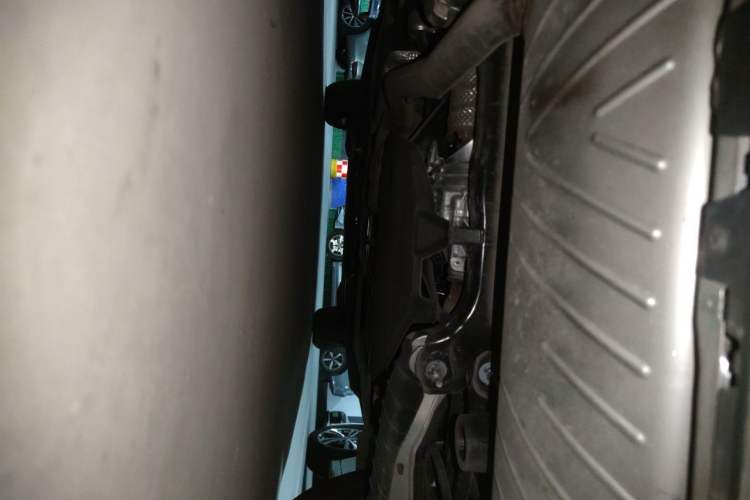 Used Audi Q5L 2022 40T Fashionable and Elegant Model Chassis Rear